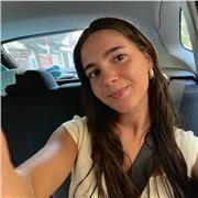 Soy estudiante y doy clases de inglés (para niños y adultos) y repaso de primaria en Valencia y también online, ayudando a mejorar